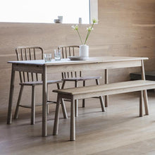 Load image into Gallery viewer, Murphy 4-6 Seater Extendable Oak Dining Table in Natural