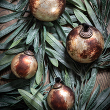 Load image into Gallery viewer, Demelza Set of 6 Marbled Baubles in Antique Gold