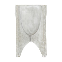 Load image into Gallery viewer, Lara Concrete Planter in Grey