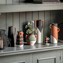 Load image into Gallery viewer, Hispi Lantern Black