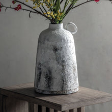 Load image into Gallery viewer, Iris Vase in White