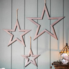Load image into Gallery viewer, Arthur Mango Wood Star in Natural
