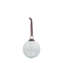 Load image into Gallery viewer, Mabel Set of 4 Baubles in White
