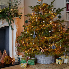 Load image into Gallery viewer, Ivyline Round Wicker Tree Skirt in White
