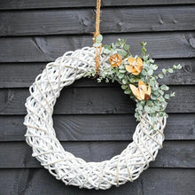 Load image into Gallery viewer, Ivyline Large Rattan Wreath in White
