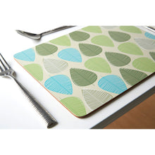 Load image into Gallery viewer, Sierra Leaf Placemat in Green
