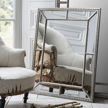 Load image into Gallery viewer, Giselle Rectangular Wall Mirror in Silver
