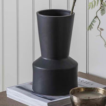 Load image into Gallery viewer, Kiso Vase in Black
