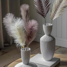 Load image into Gallery viewer, Goma Soft Feather Stem in Brown Set of Five
