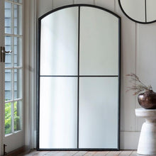Load image into Gallery viewer, Tayah Arch Leaner Mirror in Black
