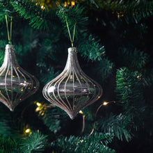 Load image into Gallery viewer, Noelle Set of 3 Stripe Baubles in Gold
