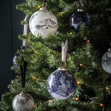 Load image into Gallery viewer, Demelza Set of 6 Marbled Baubles in Black
