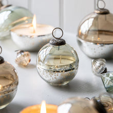 Load image into Gallery viewer, Bethany Set of 2 Green Bauble Candles

