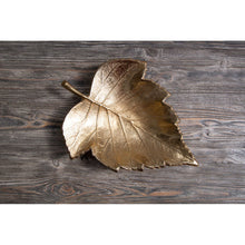 Load image into Gallery viewer, Amari Leaf Dish in Gold
