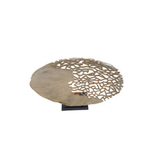 Load image into Gallery viewer, Briar Sculpture in Black
