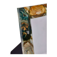 Load image into Gallery viewer, Eletta Photo Frame in Green
