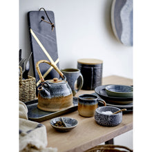 Load image into Gallery viewer, Cozy Oak Table in Brown
