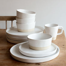 Load image into Gallery viewer, Kivi Set of 2 Ceramic Tea Mugs in White
