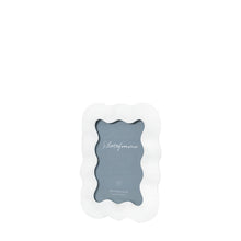 Load image into Gallery viewer, Immy Wavy Photo Frame in White
