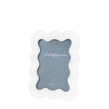 Load image into Gallery viewer, Immy Wavy Photo Frame in White
