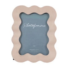 Load image into Gallery viewer, Immy Wavy Photo Frame in Clay
