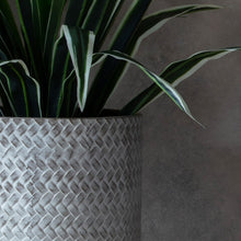Load image into Gallery viewer, Mackenzie Metal Planter Small in Grey
