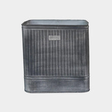 Load image into Gallery viewer, Ivyline Outdoor Hampton Square Metal Planter
